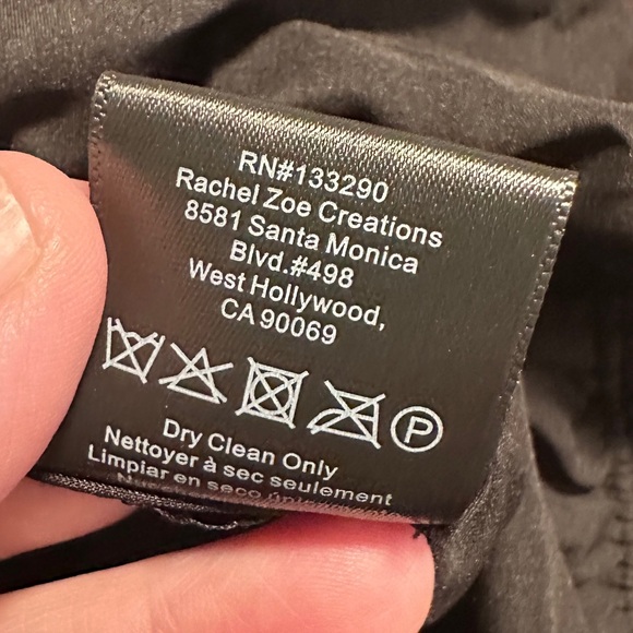 Rachel Zoe Silk Size 4 Black and Red Floral Print Jumpsuit Wide Leg Ruffled - Picture 13 of 14